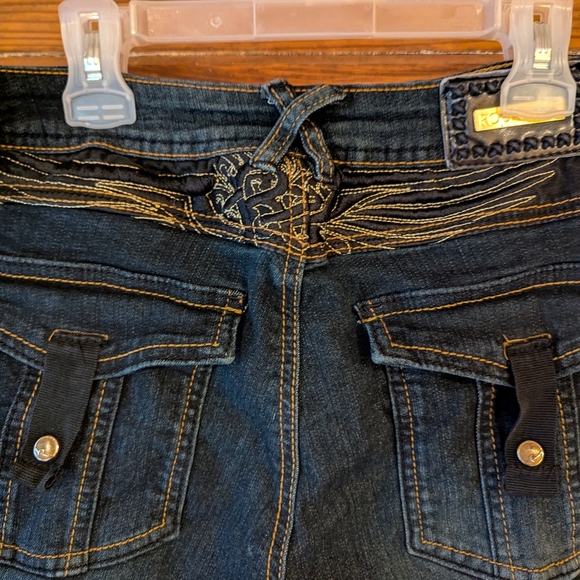 Rocawear Blue Skinny Jeans with Vintage Appeal - Picture 6 of 13